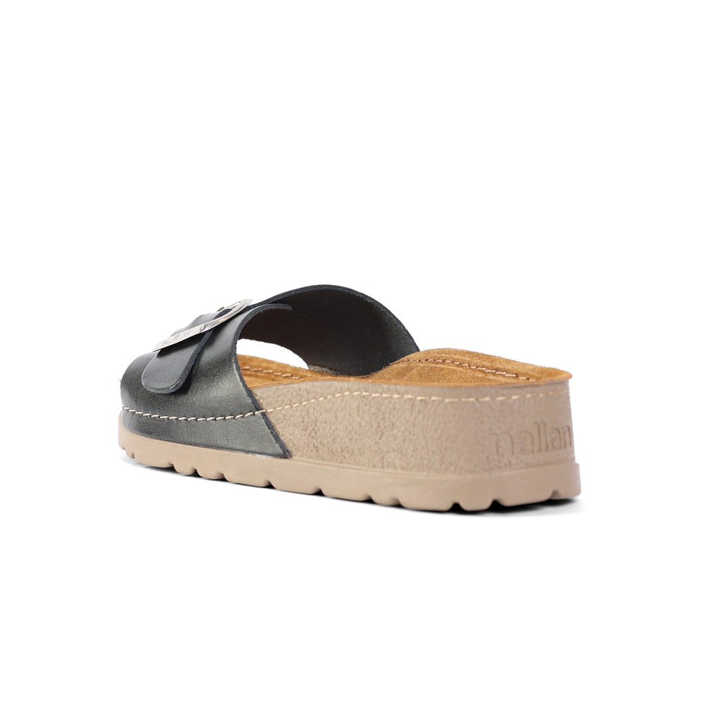 LURA BLACK