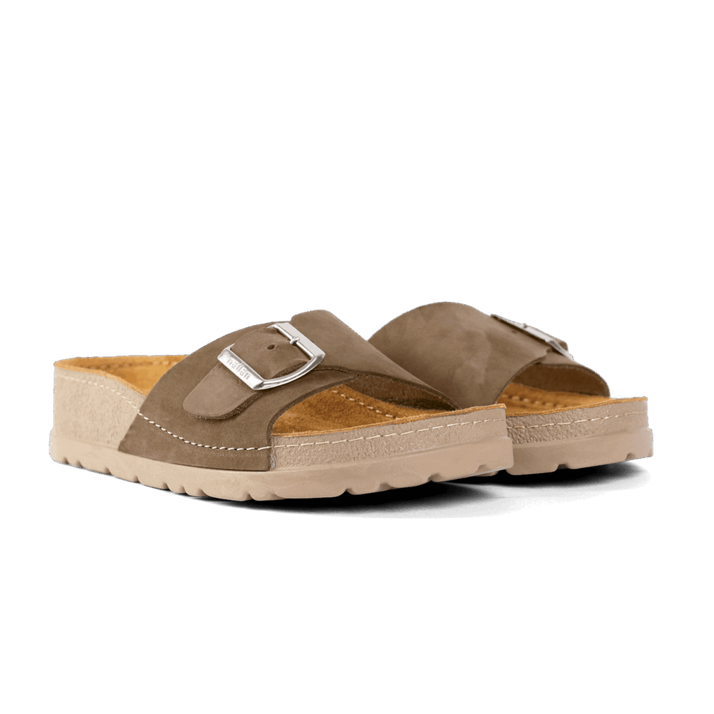 Lura Olive