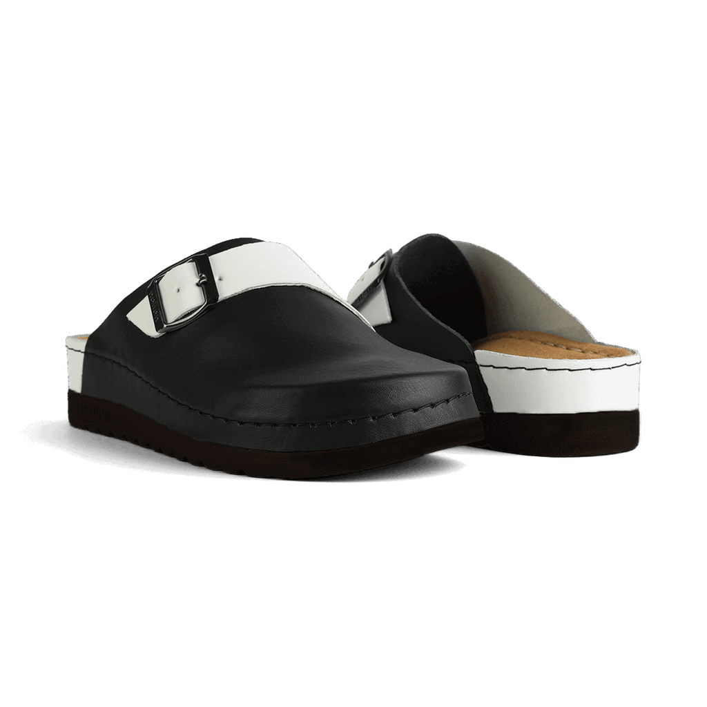 Priam Black & White