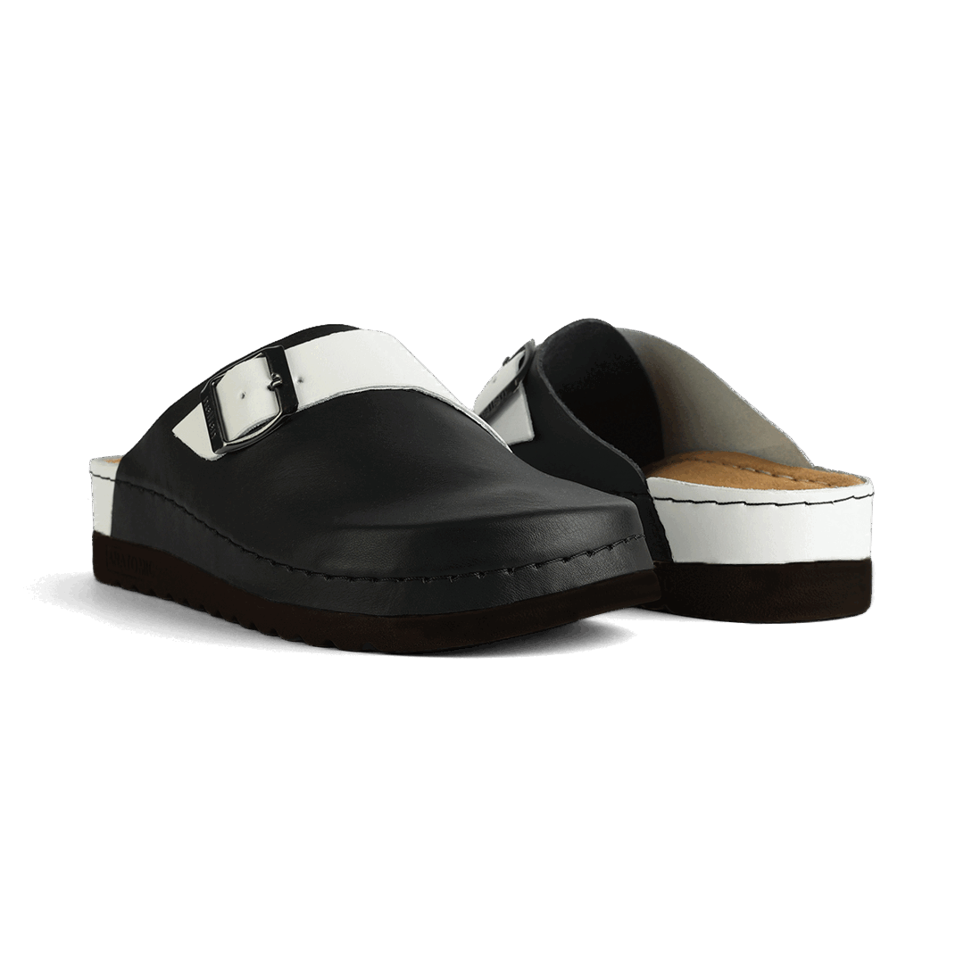 Priam Black & White