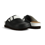 Priam Black & White
