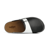 Priam Black & White