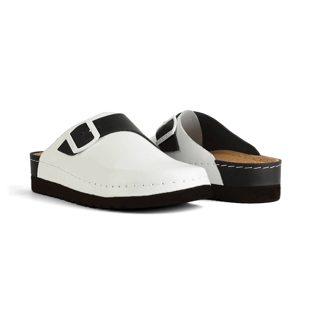 Priam White & Black