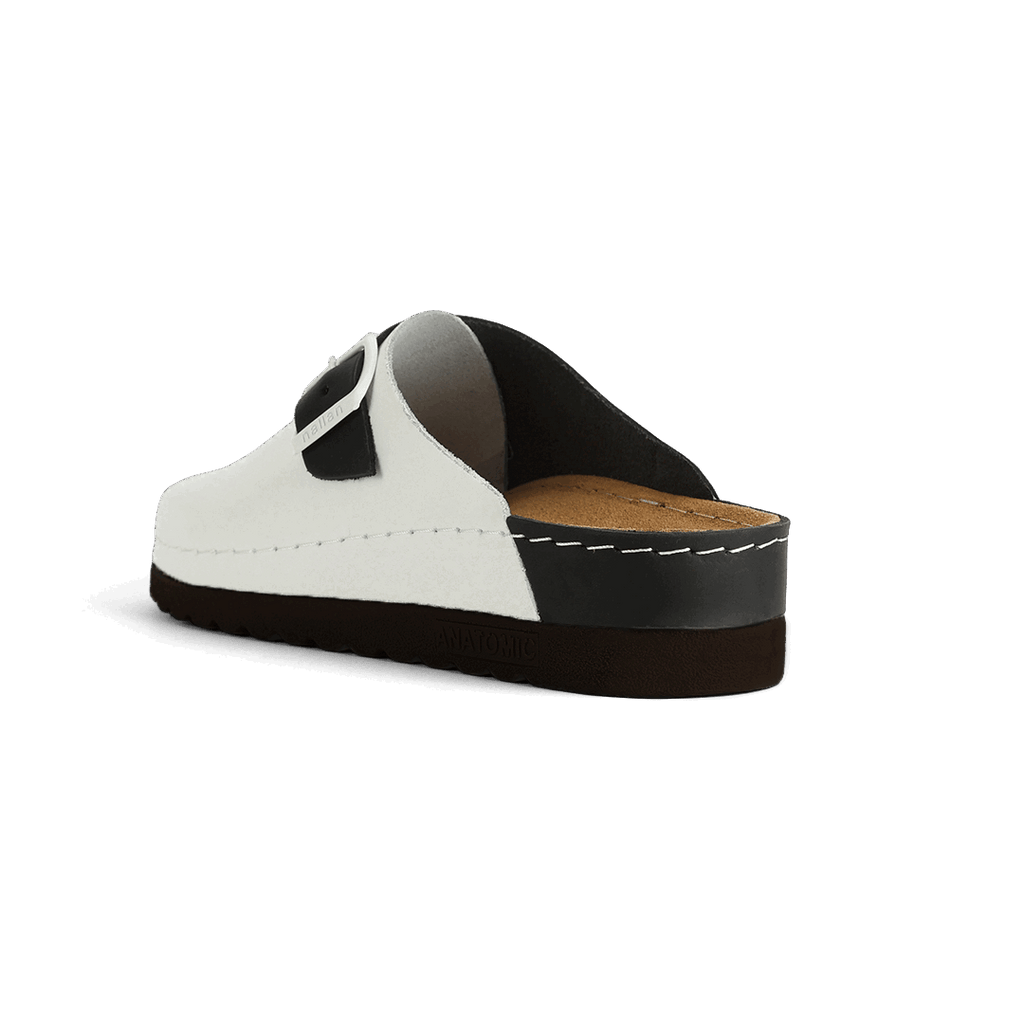 Priam White & Black