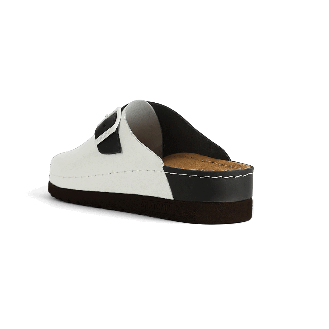 Priam White & Black