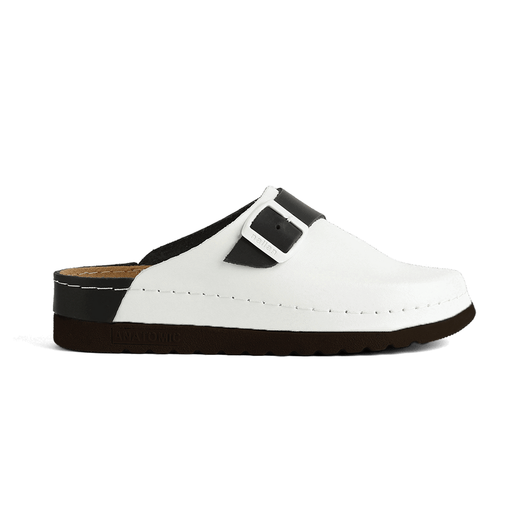 Priam White & Black