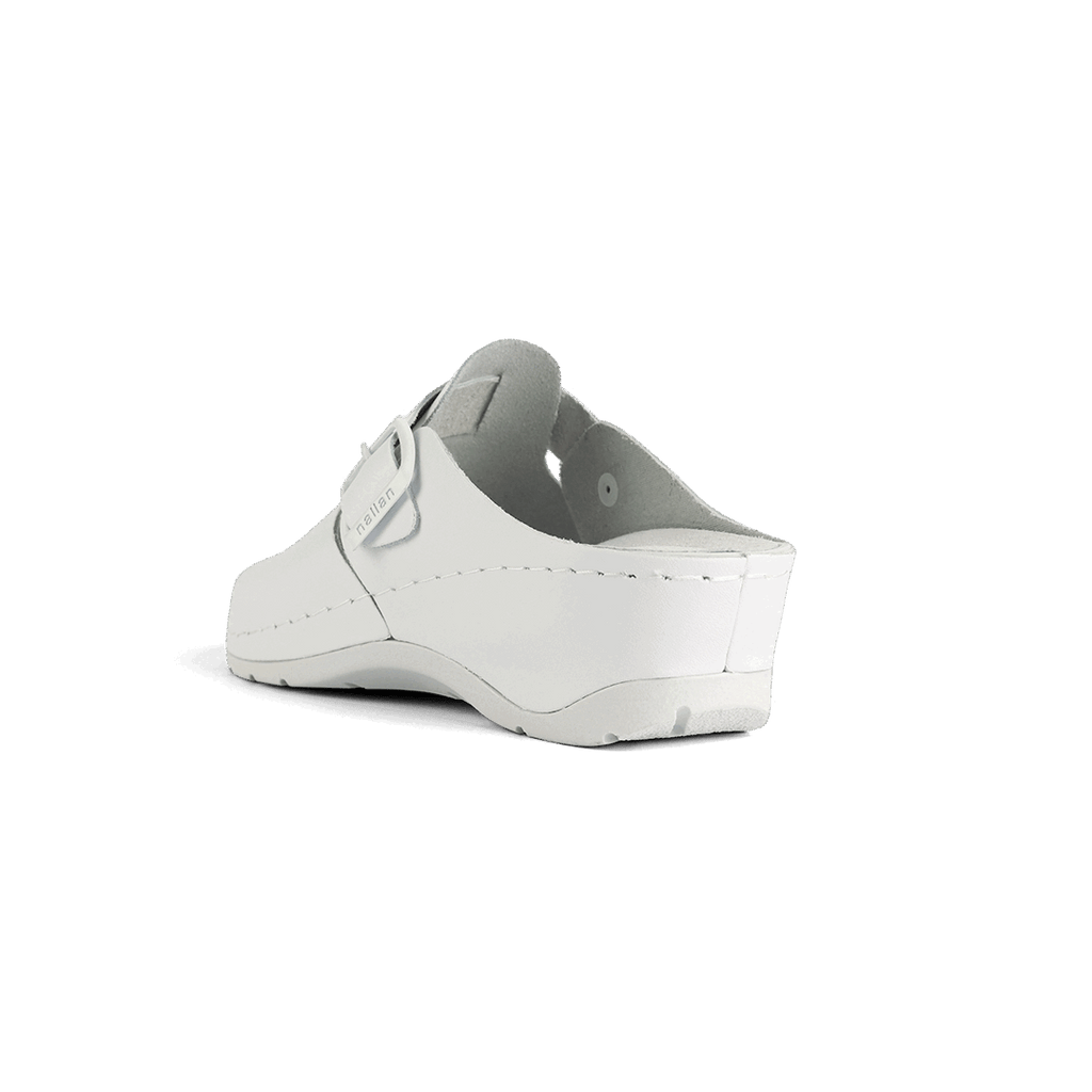 Alba White